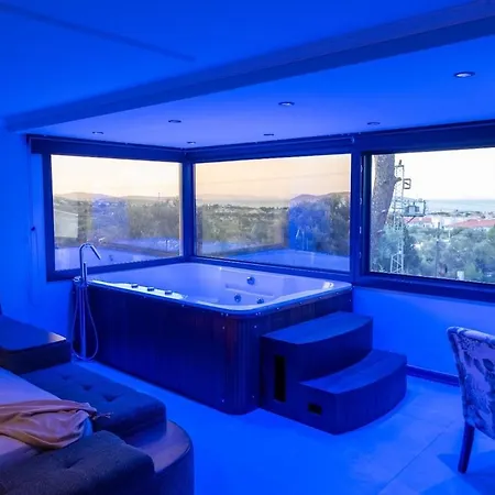 Private In The Forest With Pool And Jacuzzi Casa de Férias