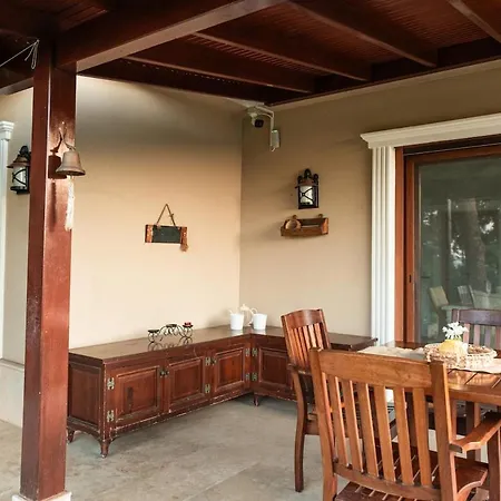 Private In The Forest With Pool And Jacuzzi Casa de Férias