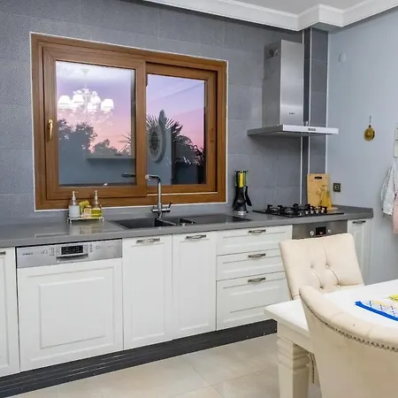 Holiday home Private In The Forest With Pool And Jacuzzi