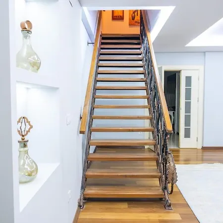 Private In The Forest With Pool And Jacuzzi Holiday home